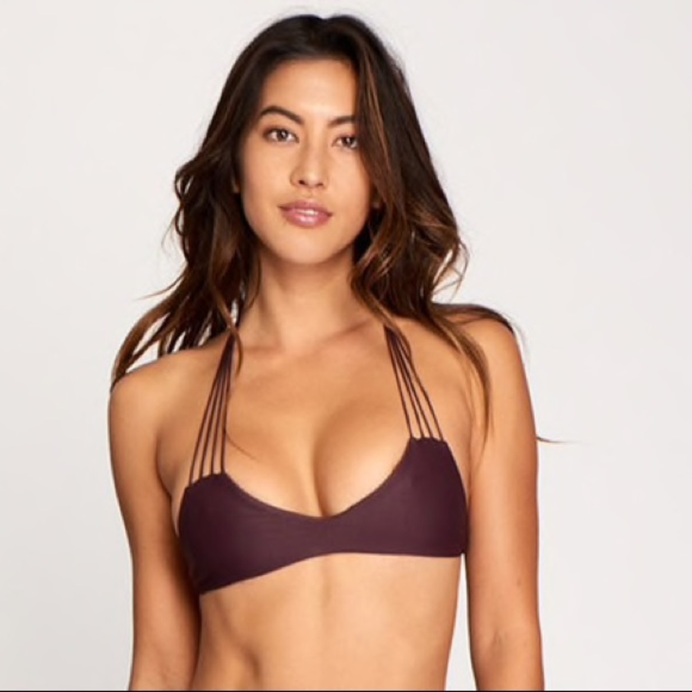 Mikoh banyans swimsuit top in wine *sold